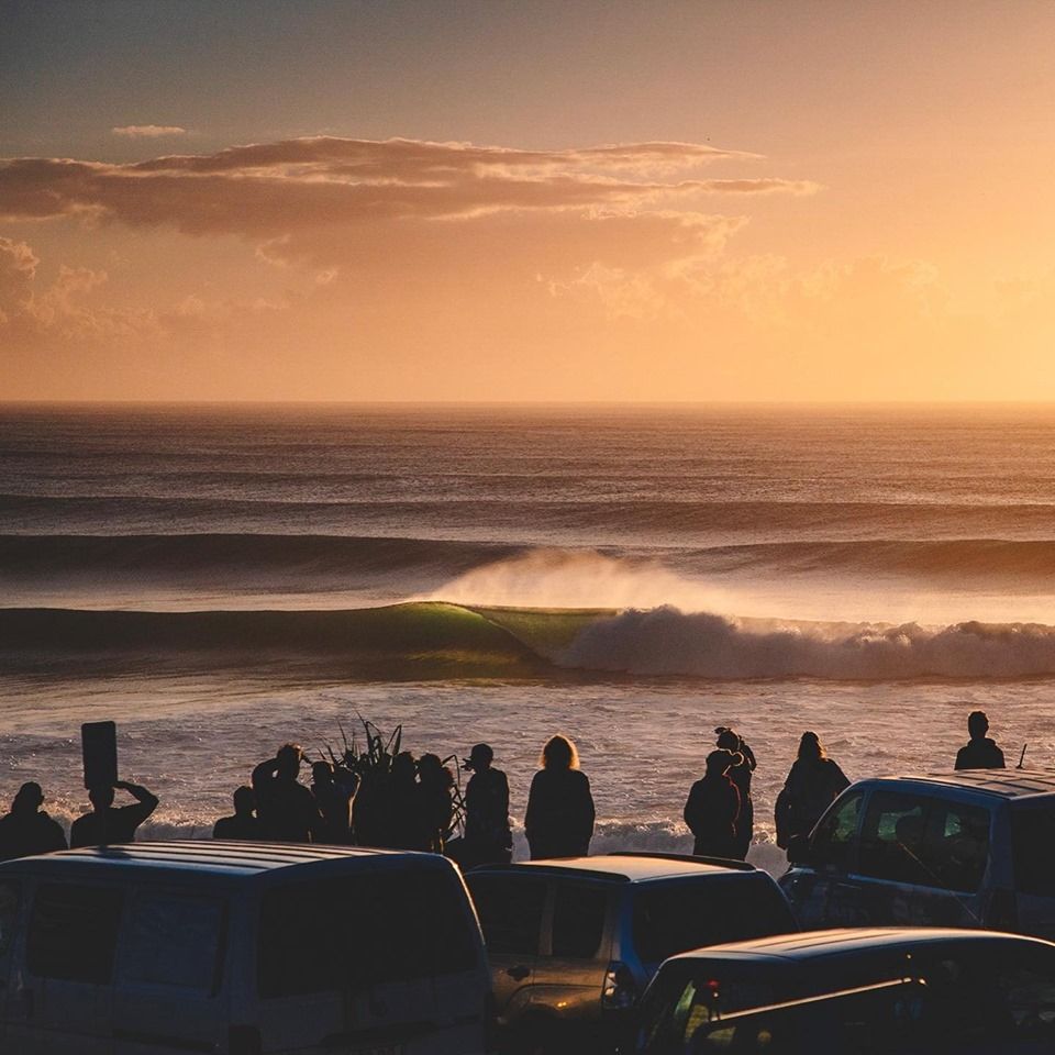 Burleigh’s cylindrical line up at dawn. Photo courtesy Sean Scott. You must check out Sean’s gallery when you visit.