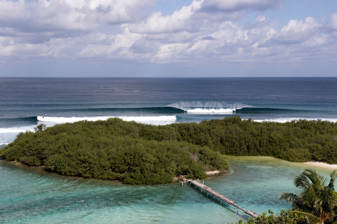 best Maldives surf resorts
