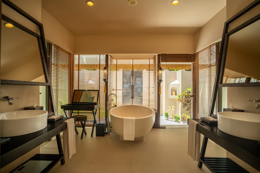 Ayada surf Resort Maldives Beach Villa