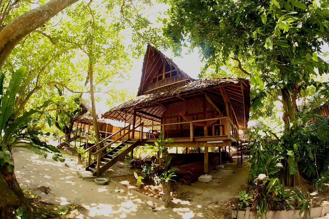 Nusa Island Retreat PNG Papua New Guinea surf resort