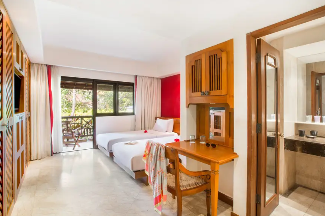 Club Med Nusa Dua Bali surf resort