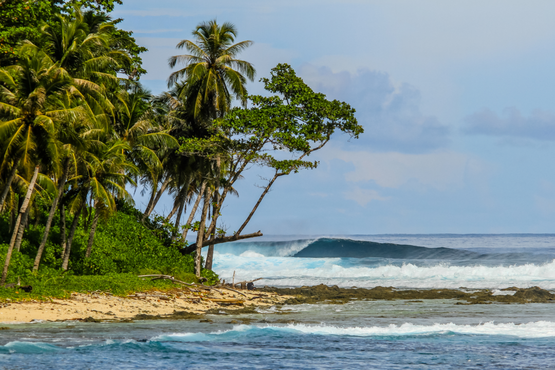 Mentawai surf holiday Thunders