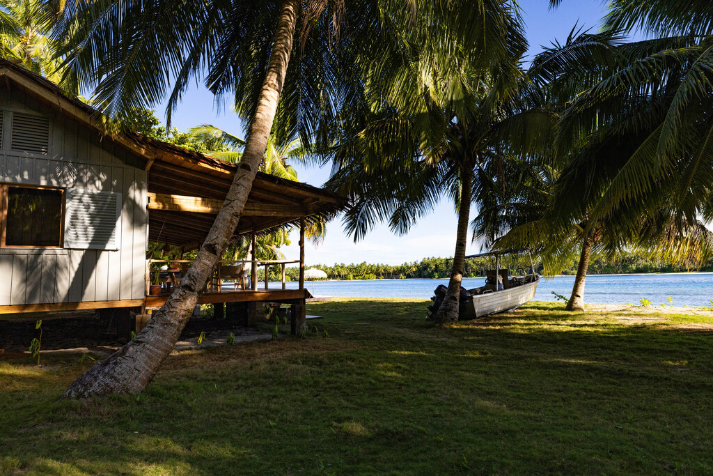 Aloita surf resort Mentawai private villa