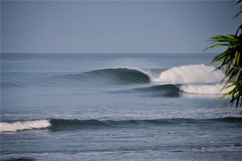 Mandiri Beach Surf Club Krui Sumatra