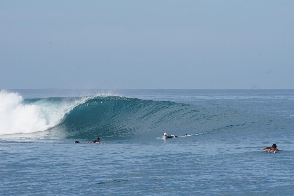 Afulu surf in Asu