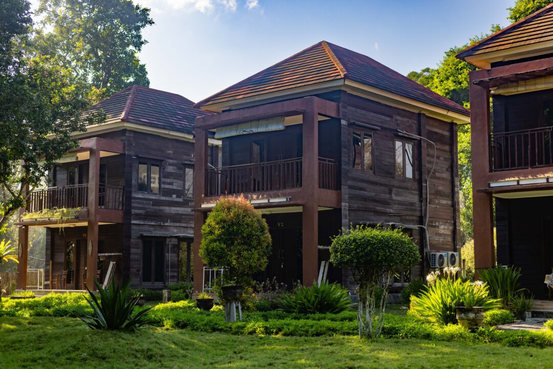 Bobby's G-Land Java surf camp surf resort