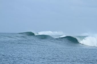 Indicator surf break in Nias