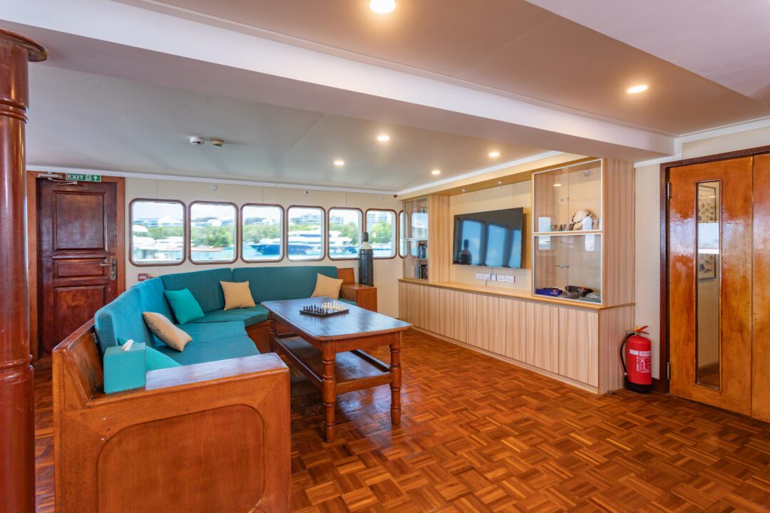 Carpe Vita Maldives surf charter