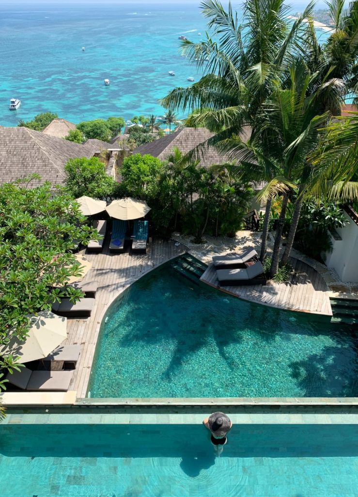 Batu Karang Lembongan Surf Resort Bali