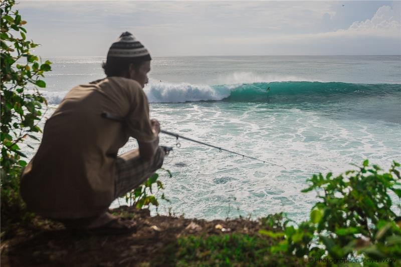 Bali surf resort Barton Lynch coaching
