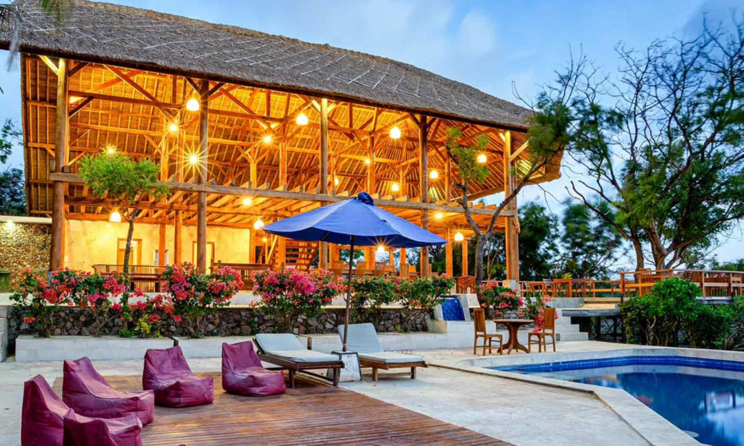 Heaven on the Planet Lombok surf resort Ekas Bay