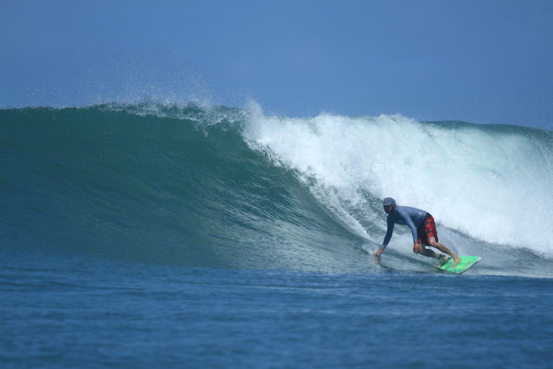 Turtle Right bt Asu Surf Camp