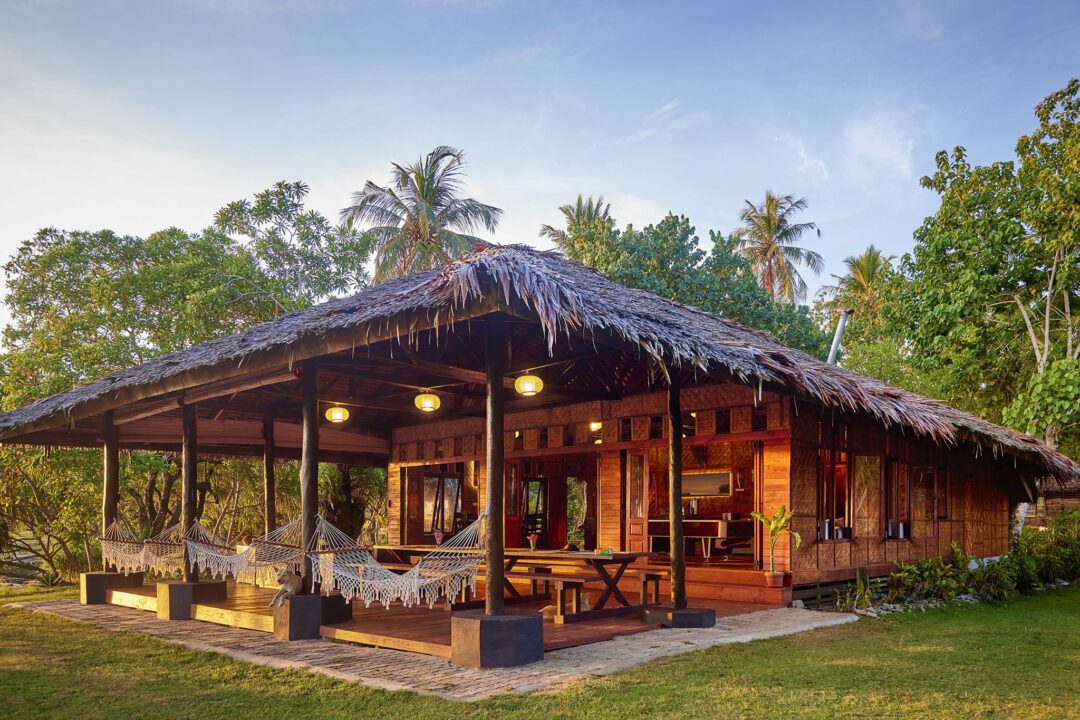 Aura Surf Resort Simeulue