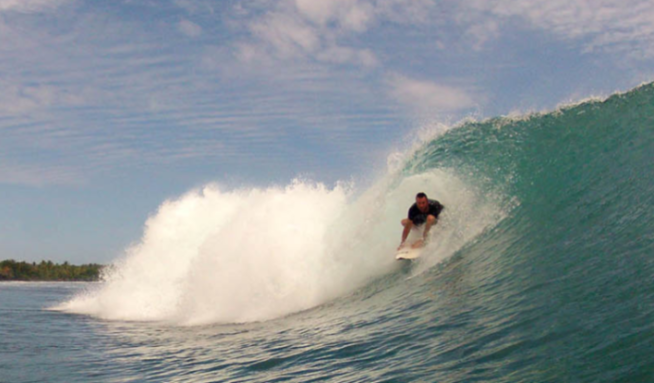 krui left surf break