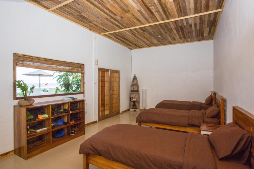 triple room mandiri beach club