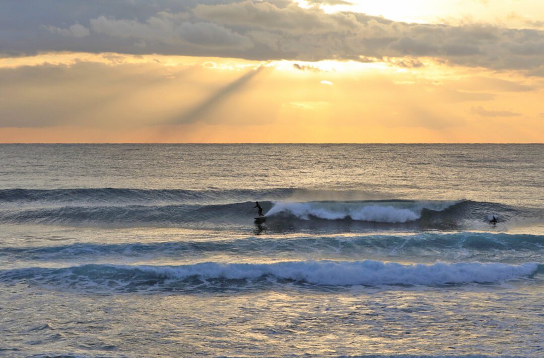 Surf Taiwan surfing tours and adventures
