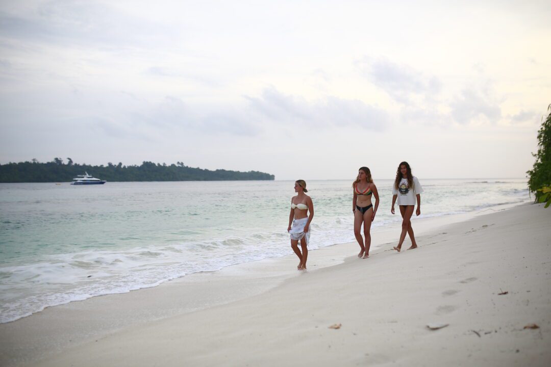 Addiction Mentawai surf charter