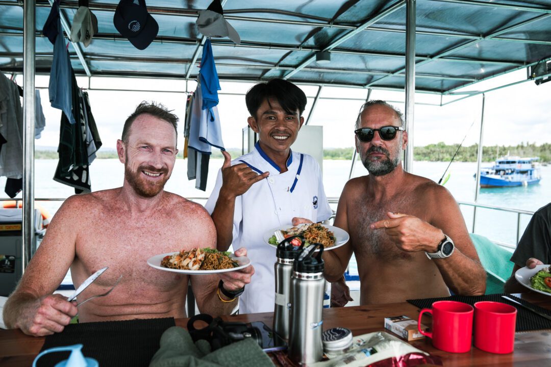 Oasis surf charter Mentawai