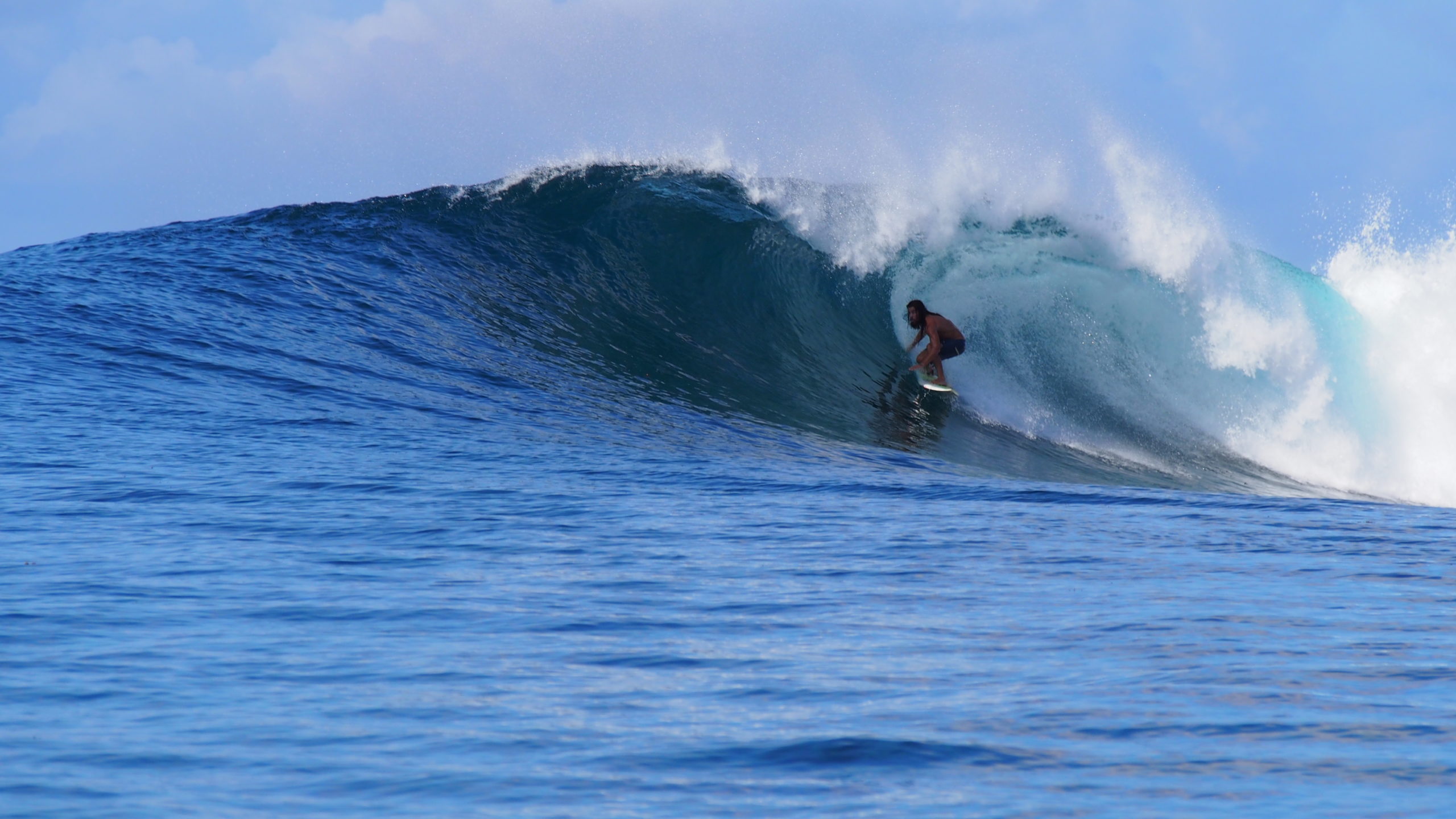 Black-Rock-surf-break-Fiji