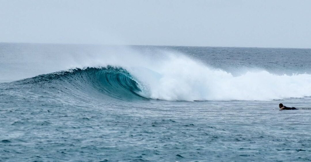 Surfing Intercontinental Northern Atolls Maldives
