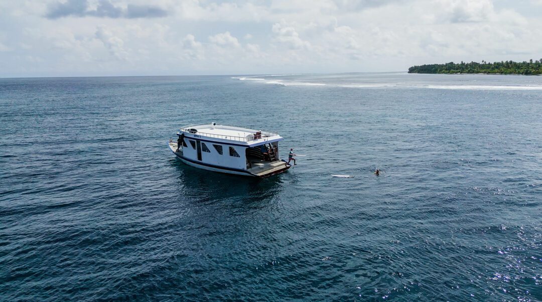 Island Safari Maldives Surf Charter 2022 (3)