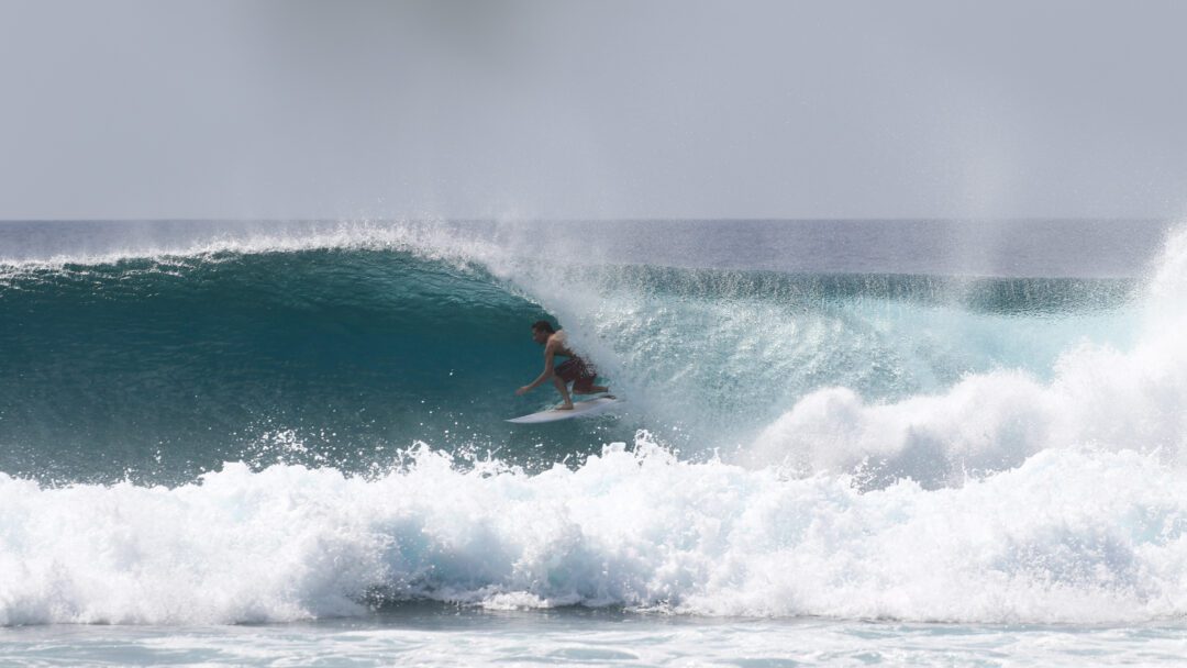 Kandooma Right surf break, Maldives July 2023