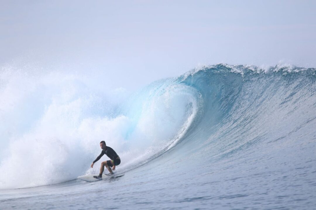 Crystal Clear Mentawai surf charter February 2024
