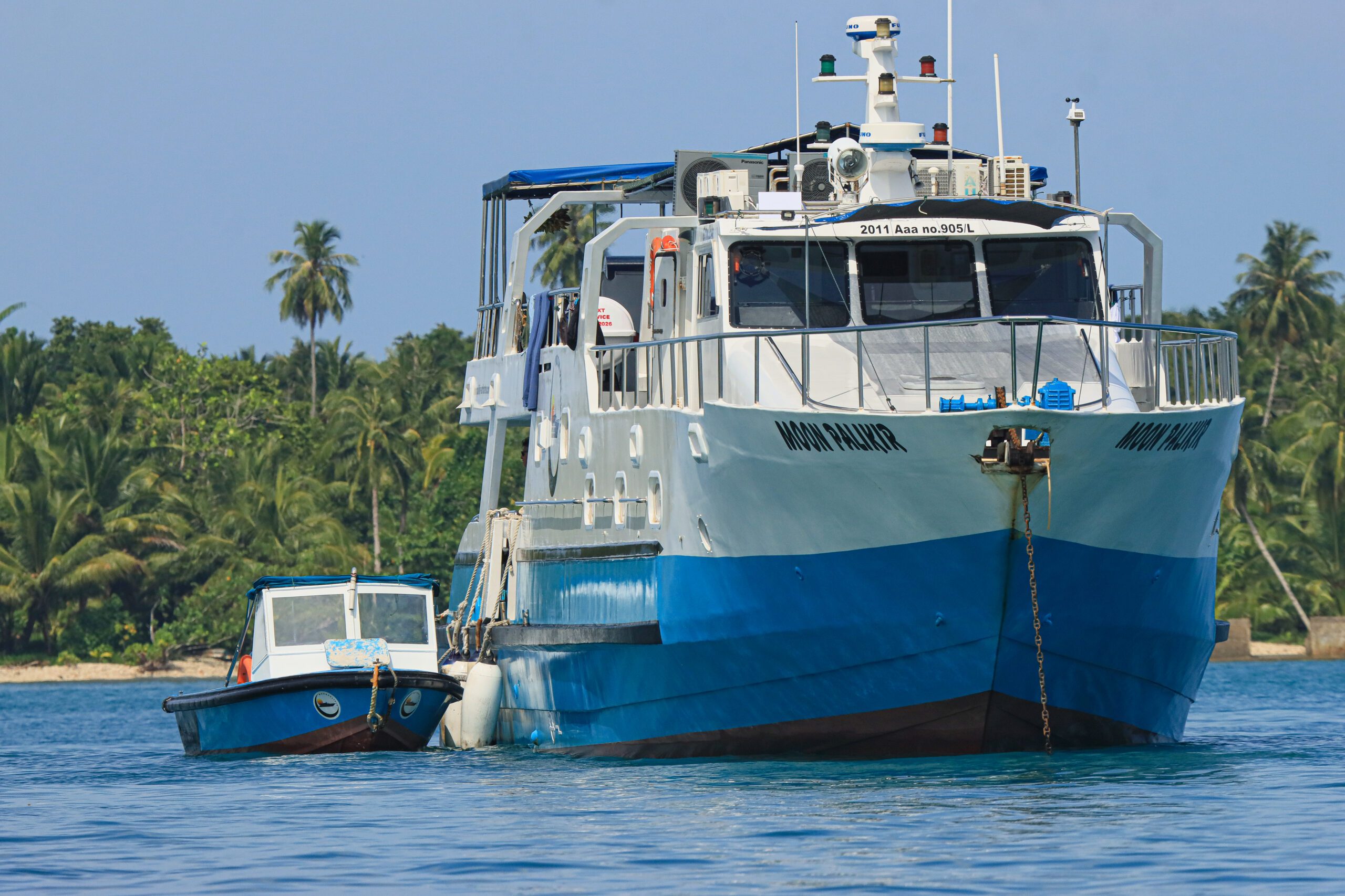 Moon Palikir Surf Charter