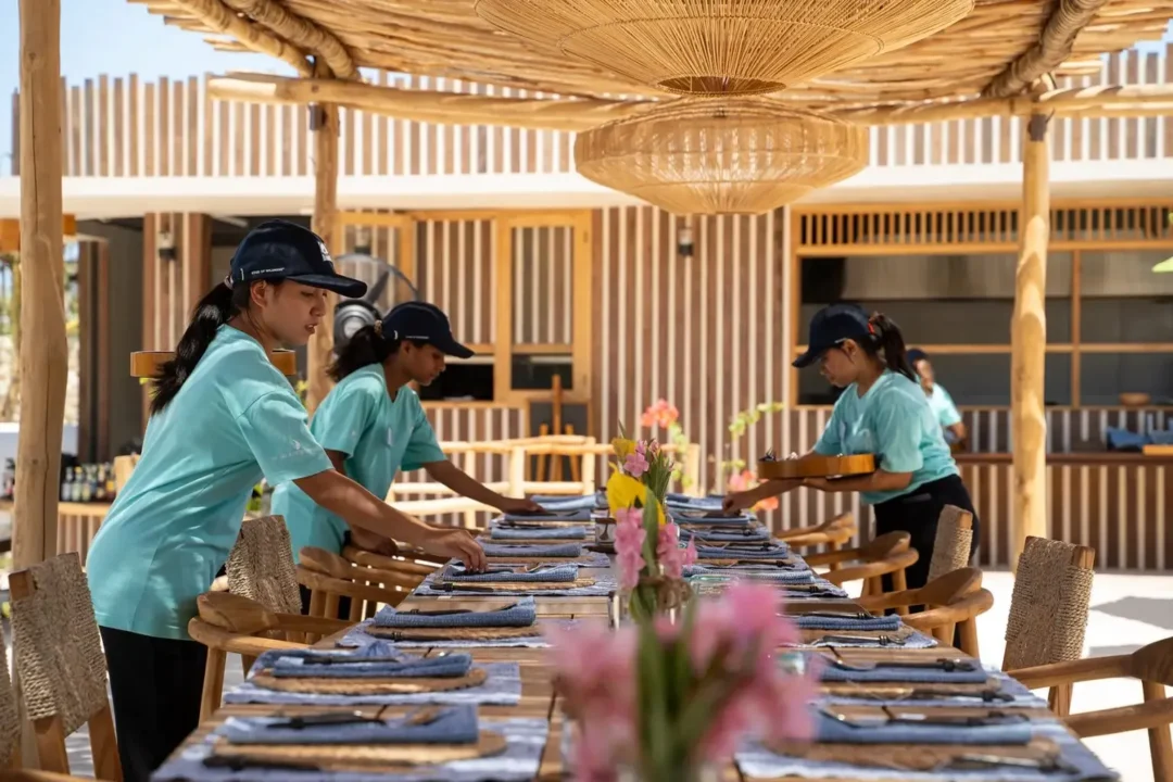 NIHI Rote Luxury Surf Resort Indonesia Nembrala Beach T-Land Rote