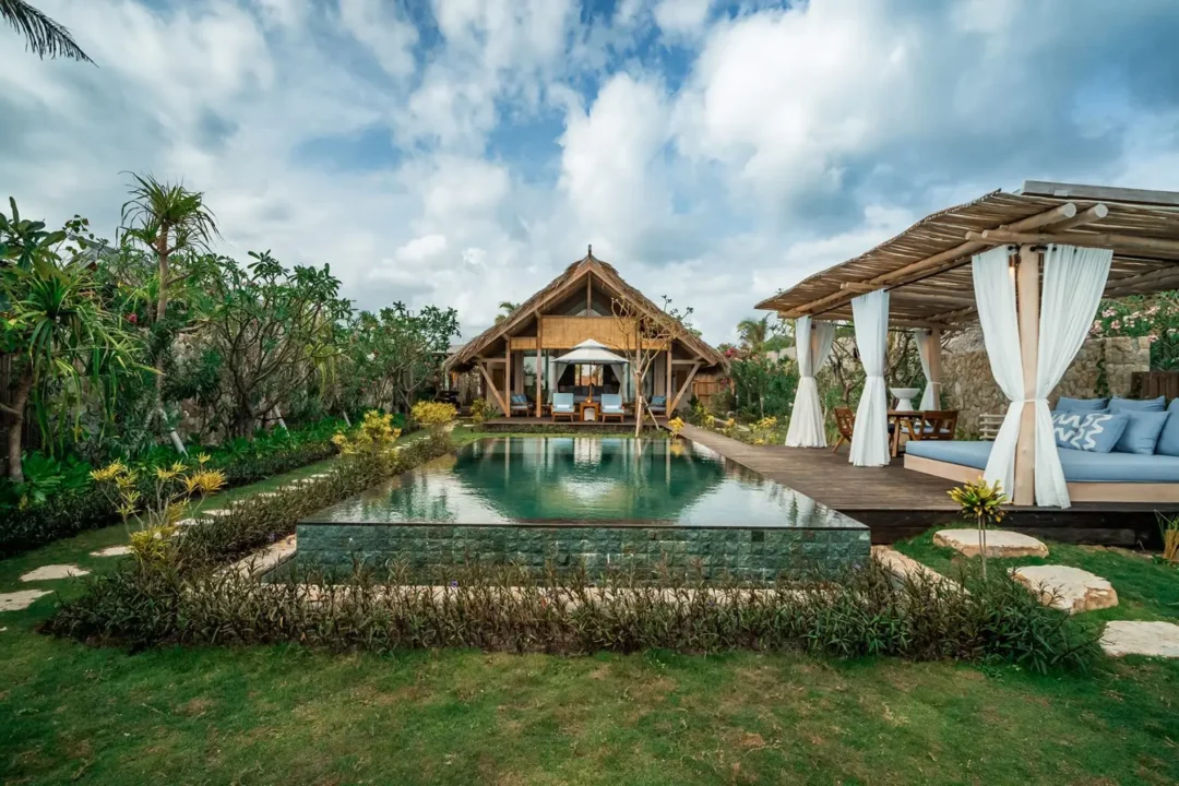 NIHI Rote Luxury Surf Resort Indonesia Nembrala Beach T-Land Rote
