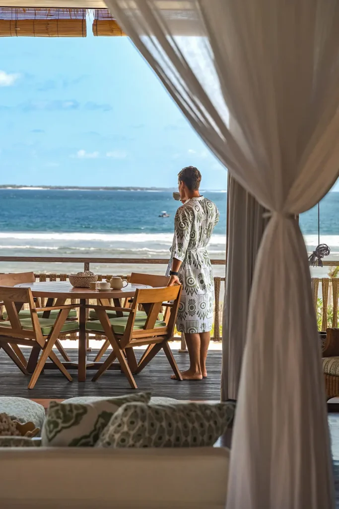 NIHI Rote Luxury Surf Resort Indonesia Nembrala Beach T-Land Rote